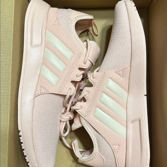 adidas gazelle silver green womens adidas Men's X_plr Path Shoes